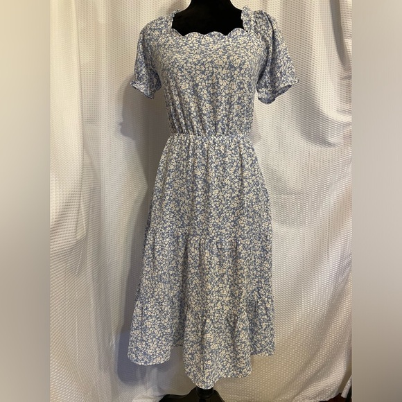 Monteau blue small floral print scalloped neck dress size small - Picture 1 of 6